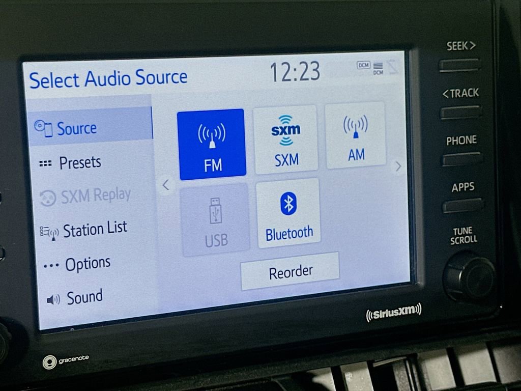 Used 2022 Toyota RAV4 SE w/ Convenience Package image 25