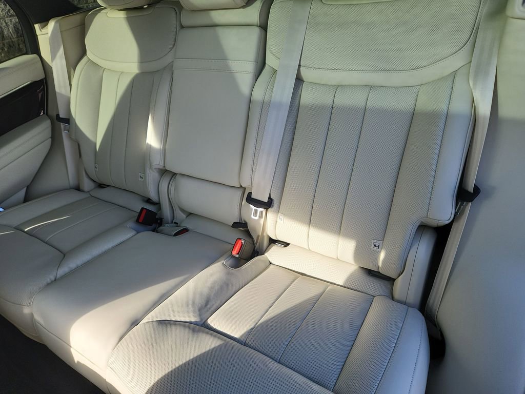 New 2026 Land Rover Range Rover SE AWD/4WD image 25