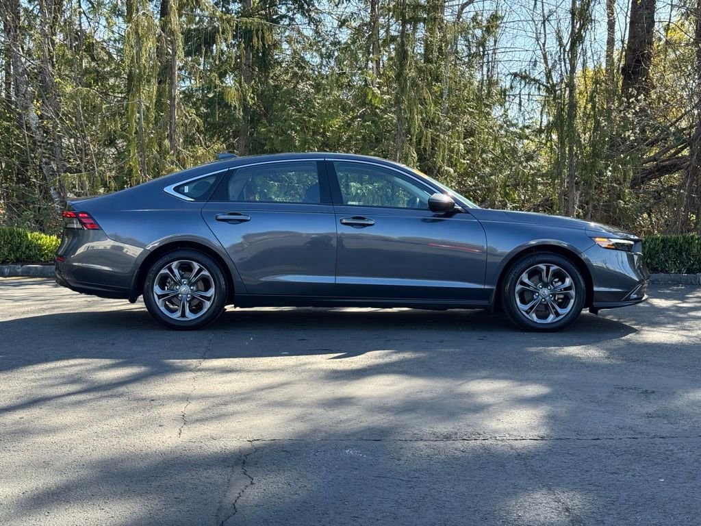 Certified 2023 Honda Accord EX image 17