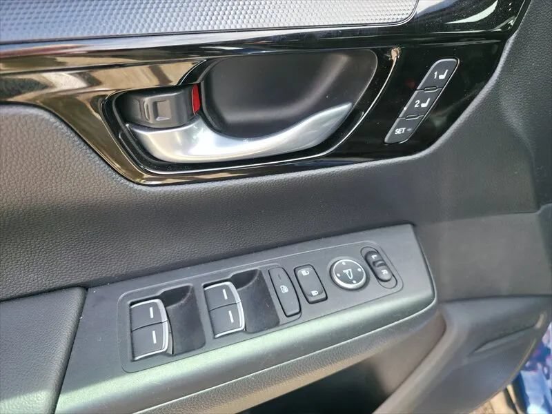 Used 2023 Honda CR-V Sport Touring image 13