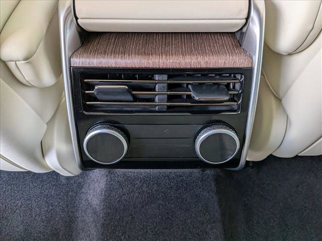 Certified 2023 Land Rover Range Rover SE image 18