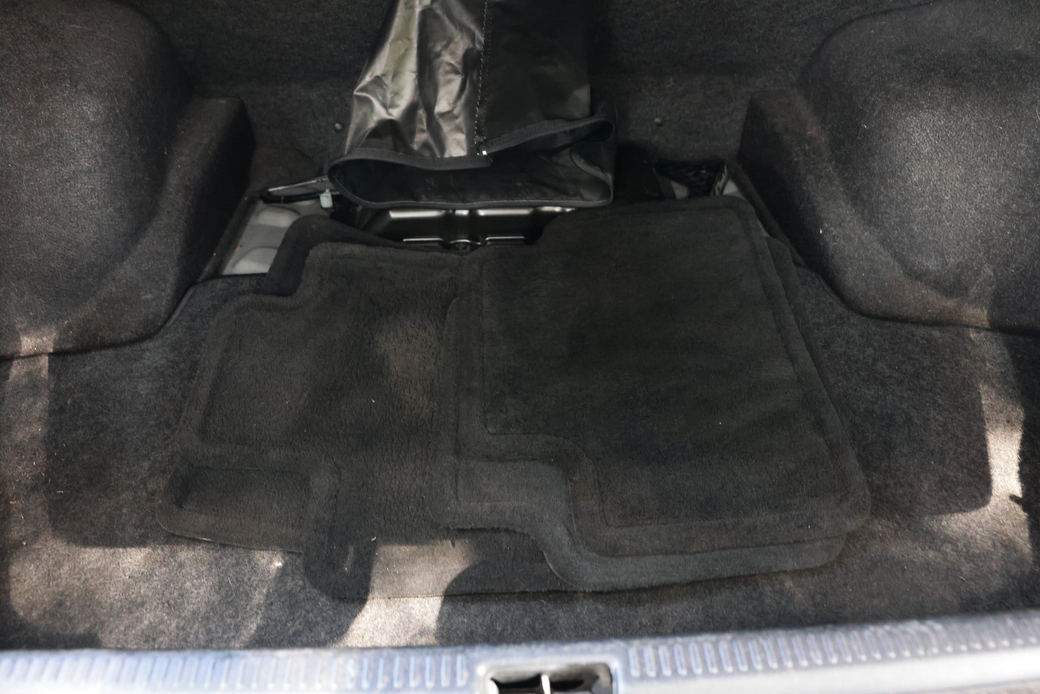 Used 2004 Lexus IS 300 RWD image 28