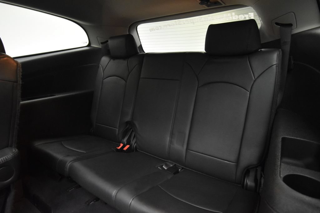Used 2010 Chevrolet Traverse LT w/ Personal Connectivity Package AWD/4WD image 15