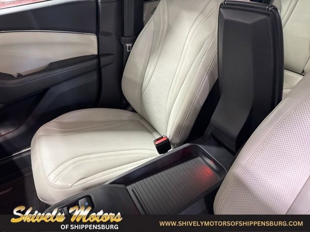 Used 2022 Ford Mustang Mach-E Premium RWD image 21