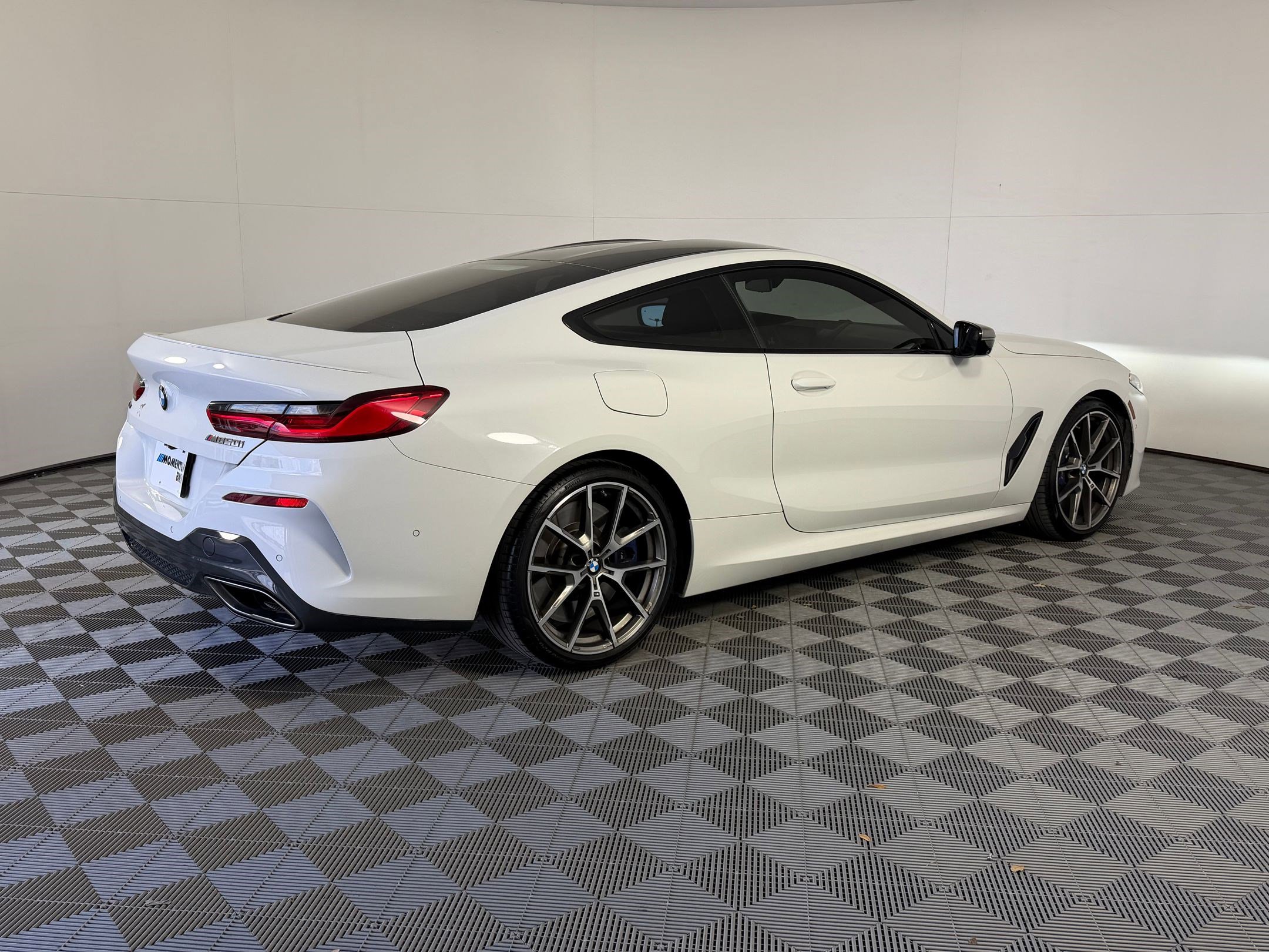 Used 2019 BMW M850i xDrive Coupe w/ Comfort Seating Package image 9