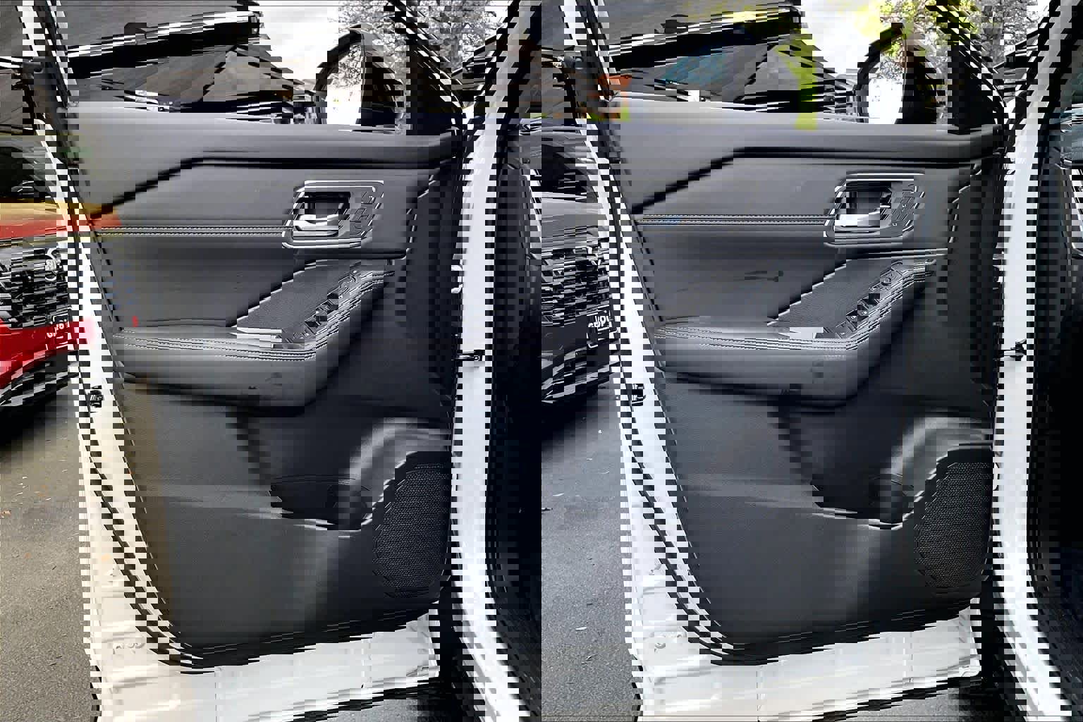 New 2026 Nissan Rogue Platinum image 10