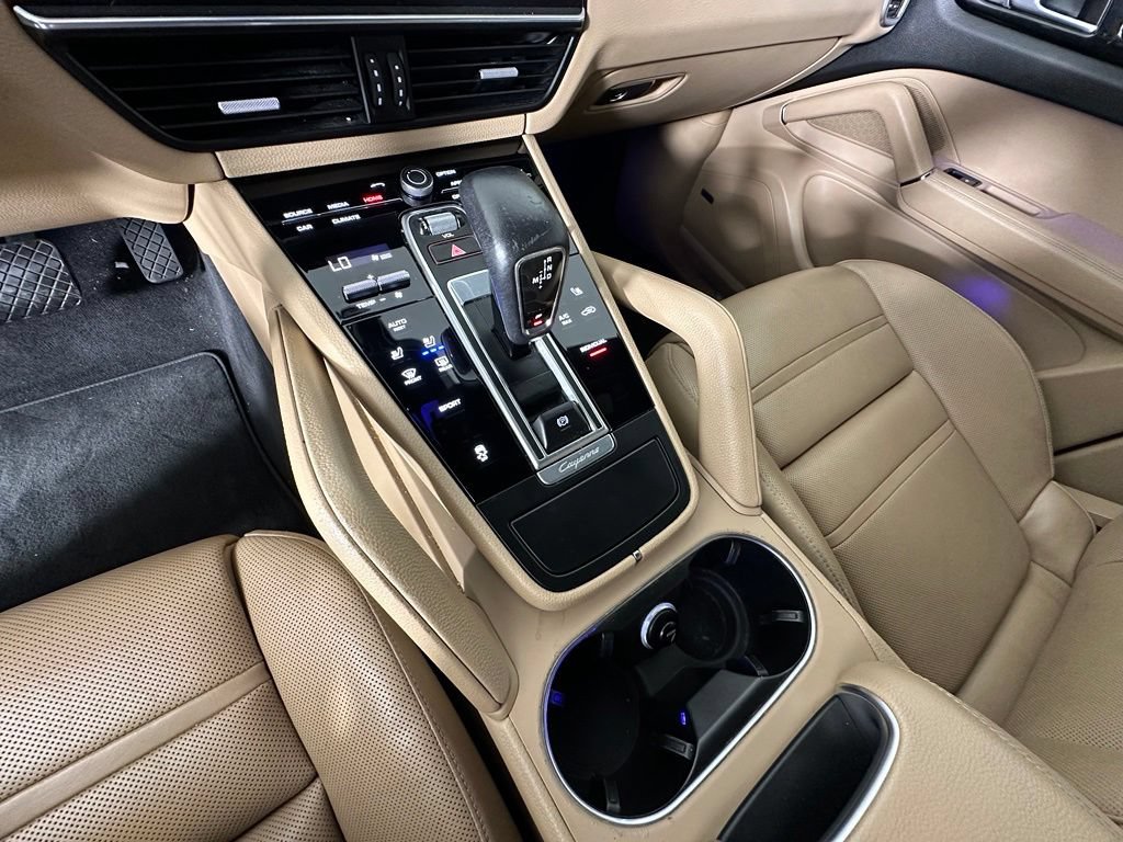 Certified 2021 Porsche Cayenne AWD/4WD image 32