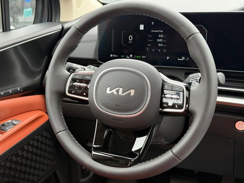 New 2026 Kia Carnival SX Prestige FWD image 10