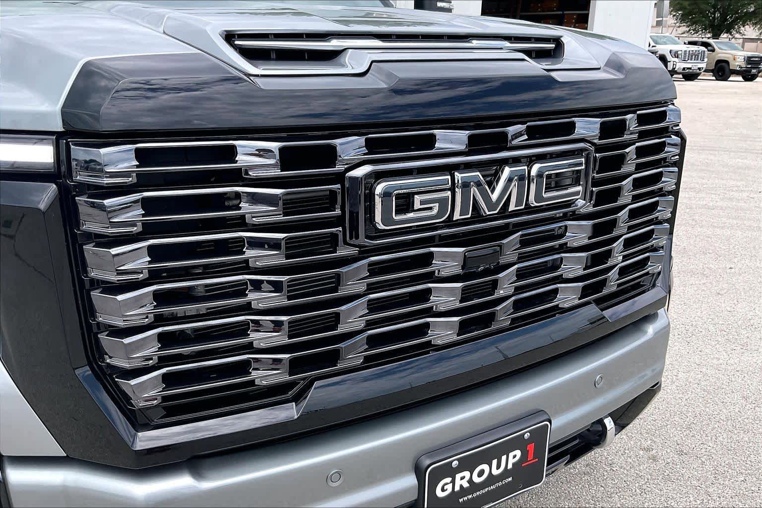 Used 2025 GMC Sierra 3500 Denali Ultimate image 30