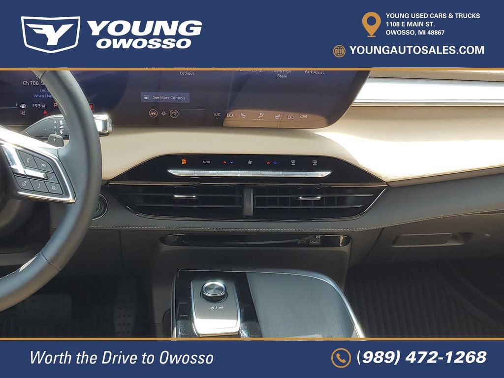 Used 2026 Buick Enclave Preferred w/ Power Package AWD/4WD image 31