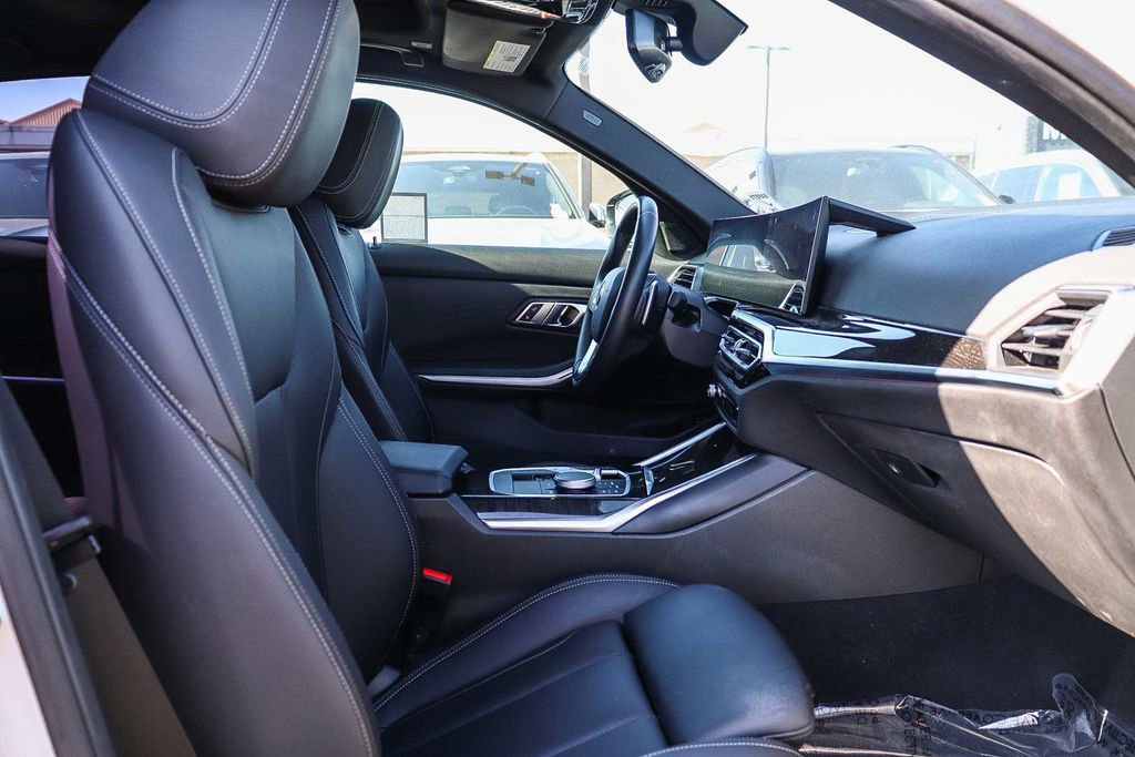 Certified 2023 BMW 330i Sedan w/ Driving Assistance Package image 17