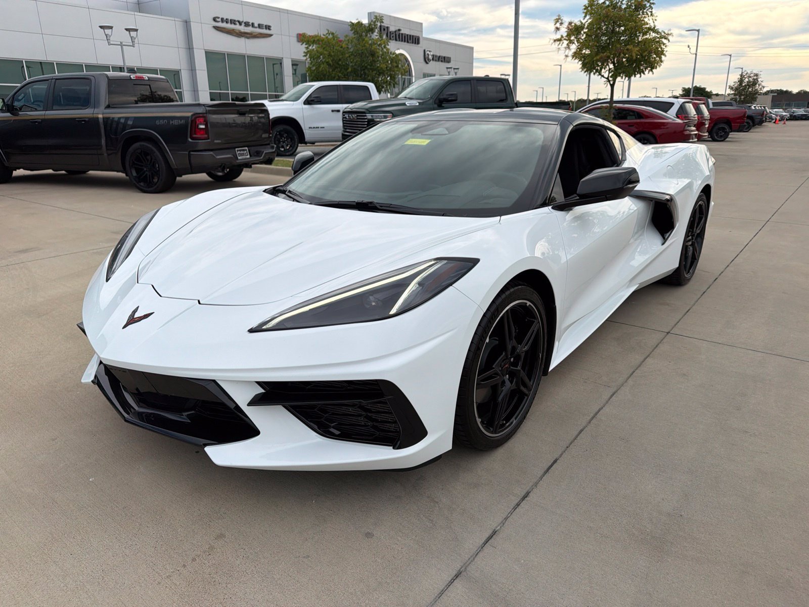 Used 2025 Chevrolet Corvette Stingray Coupe w/ 1LT RWD image 9