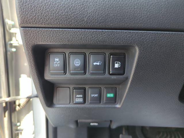 Certified 2020 Nissan Rogue SV AWD/4WD image 43