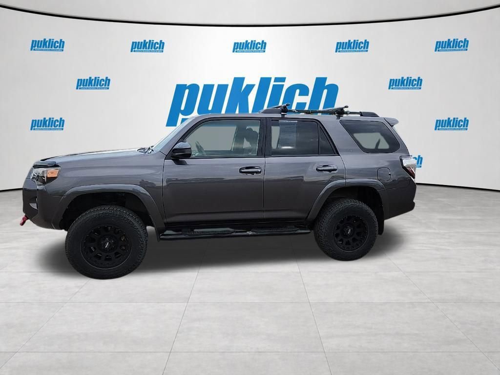 Used 2014 Toyota 4Runner SR5 AWD/4WD video 2