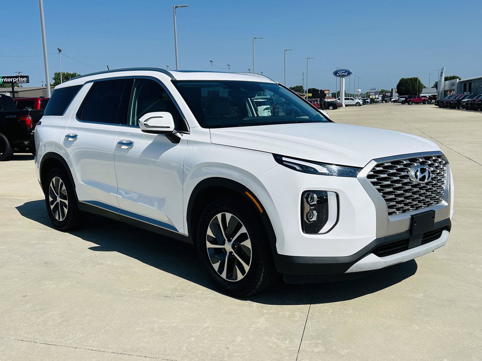 Used 2022 Hyundai Palisade SEL AWD/4WD image 2
