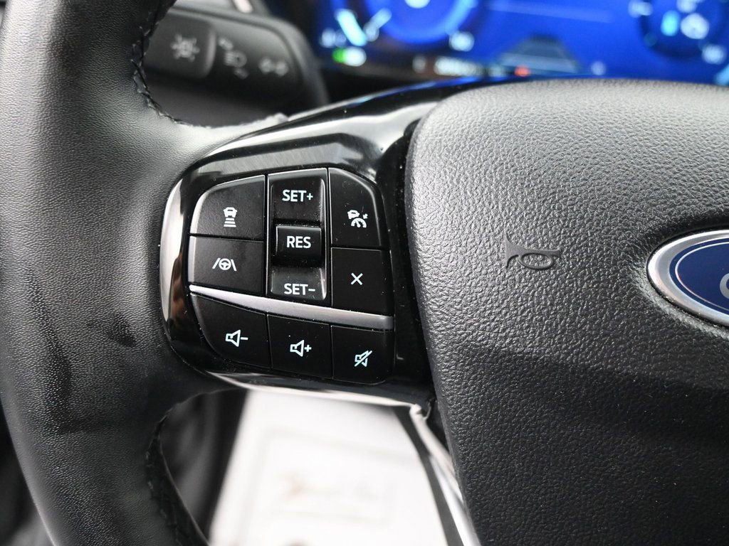 Used 2022 Ford Escape SEL w/ Technology Package image 22