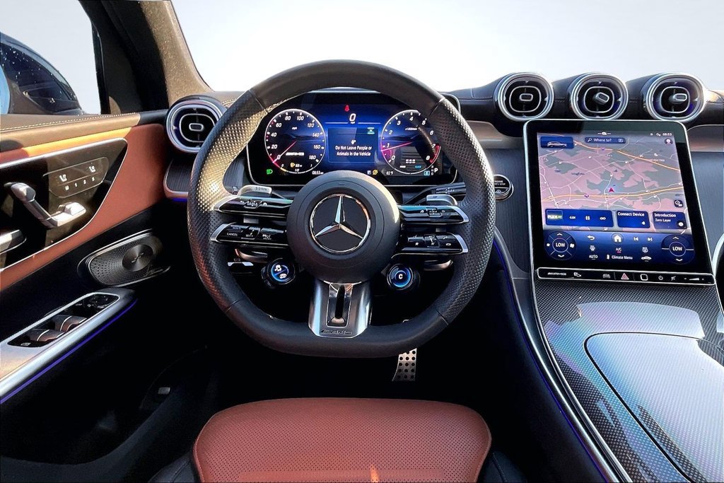 Used 2025 Mercedes-Benz GLC 43 AMG 4MATIC image 10