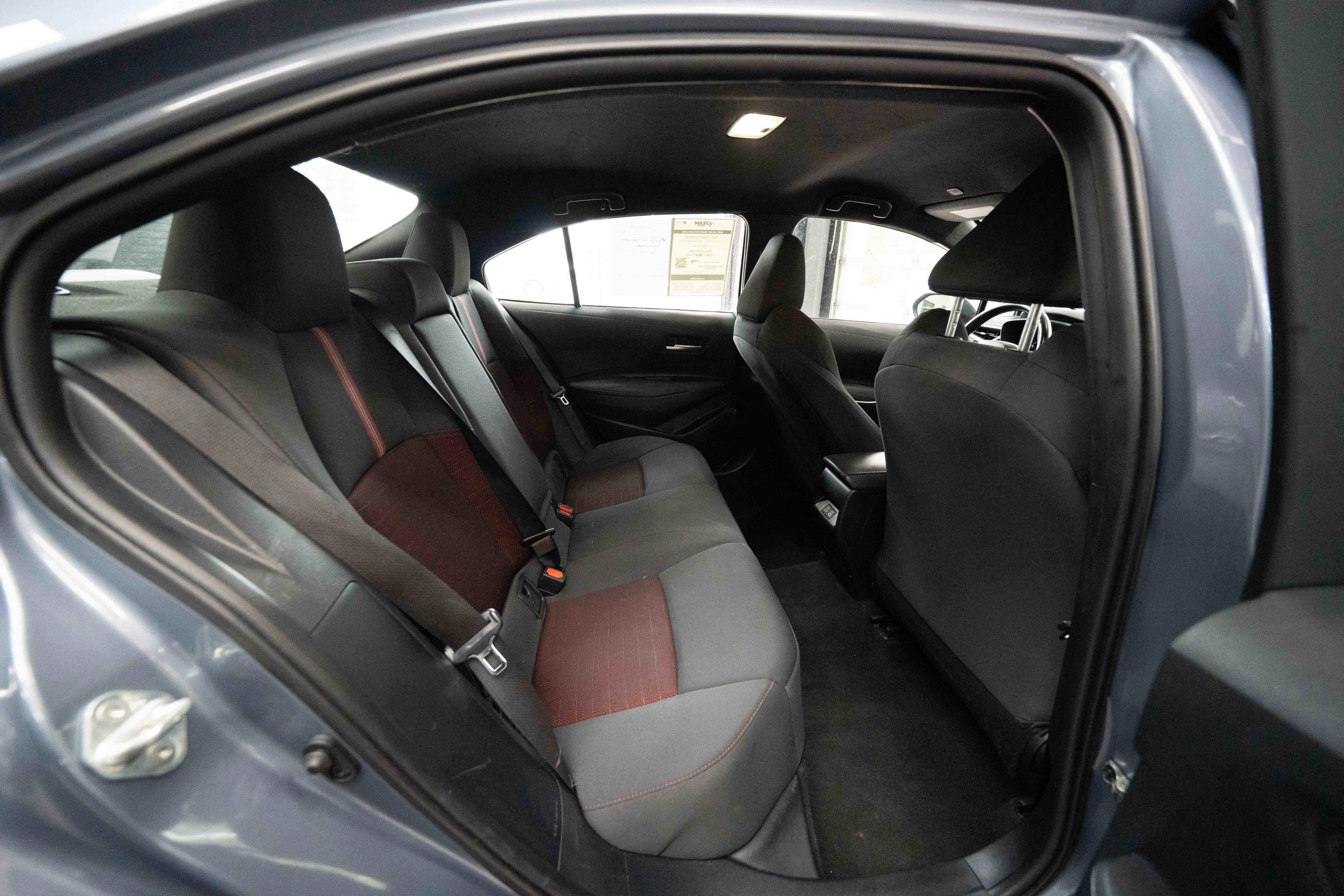 Used 2023 Toyota Corolla SE image 24