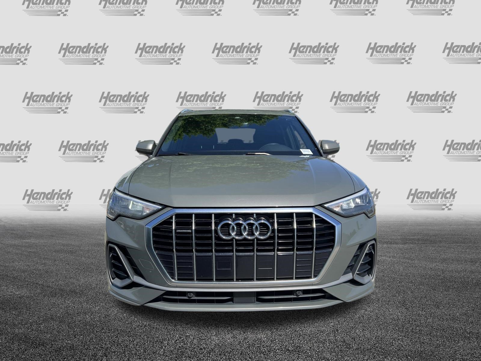 Used 2020 Audi Q3 2.0T Premium AWD/4WD image 3