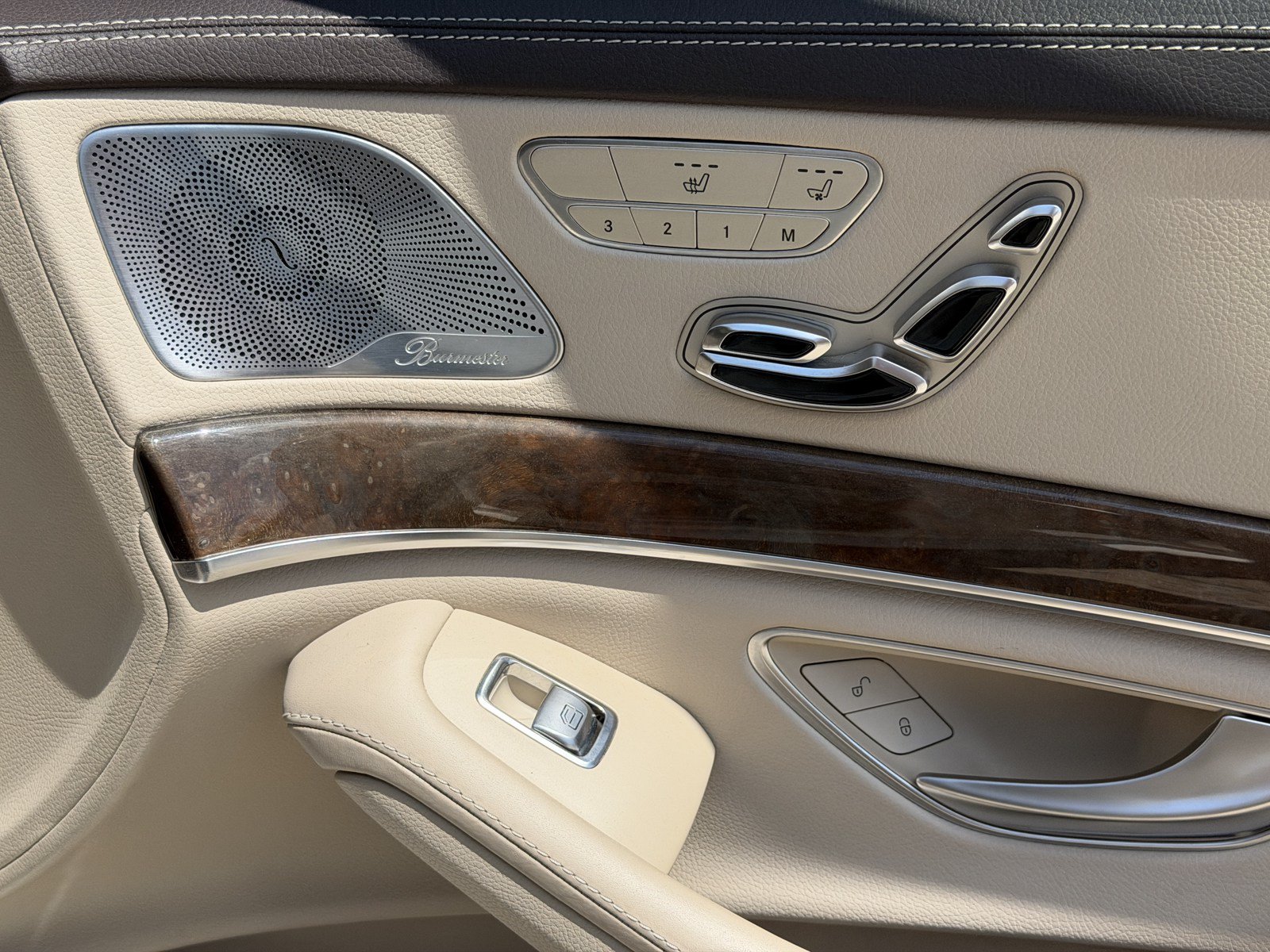 Used 2015 Mercedes-Benz S 550 Sedan image 38
