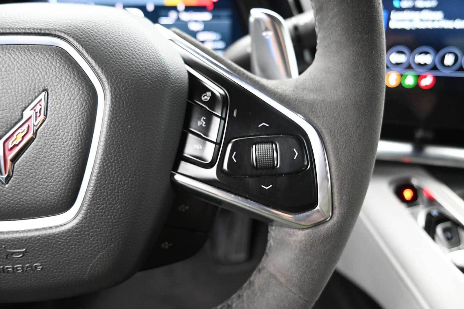 Used 2021 Chevrolet Corvette Stingray Preferred Cpe w/ Engine Appearance Package RWD image 13