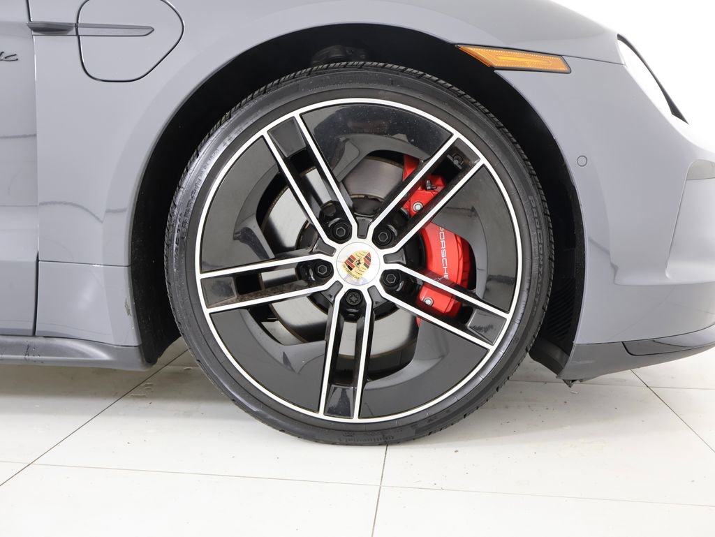 Certified 2025 Porsche Taycan GTS w/ Premium Package AWD/4WD image 30