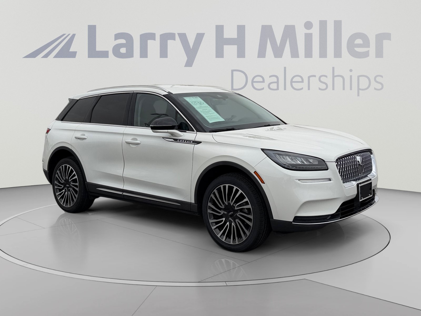 Used 2022 Lincoln Corsair Reserve FWD image 7