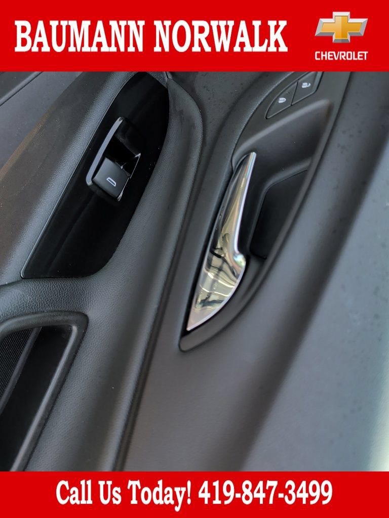 Used 2023 Chevrolet Equinox Premier FWD image 40