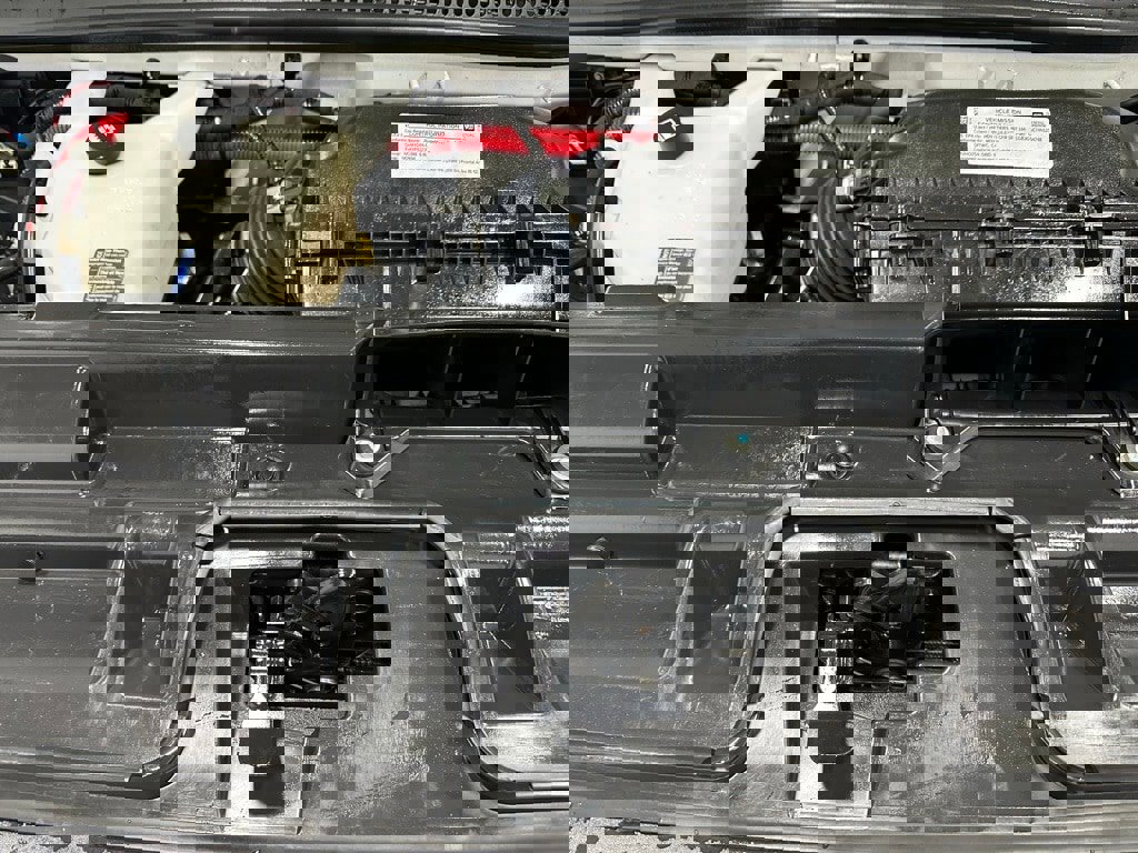 Used 2022 Chevrolet Express 3500 w/ Power Convenience Package image 49