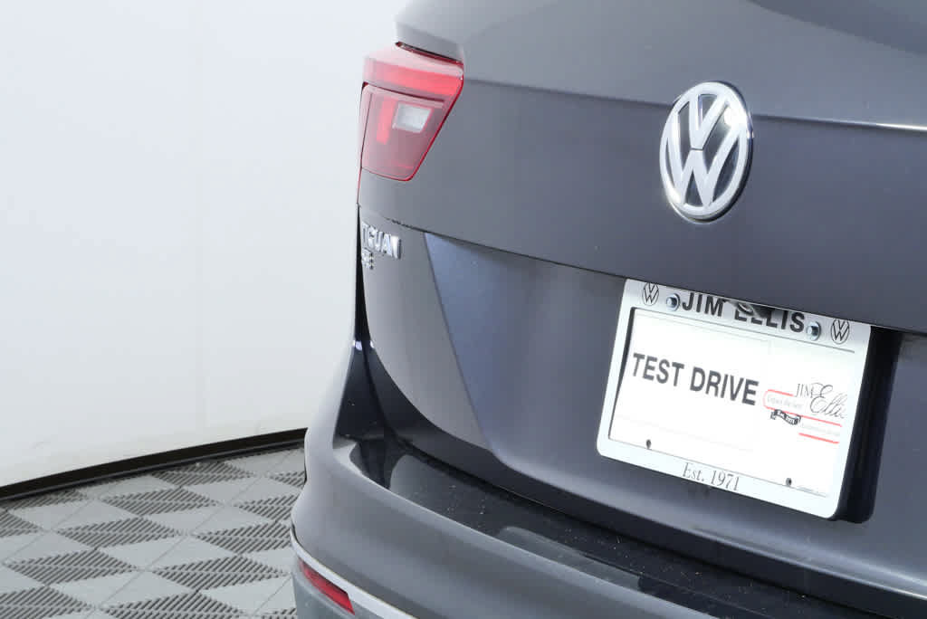 Certified 2020 Volkswagen Tiguan SE FWD image 36