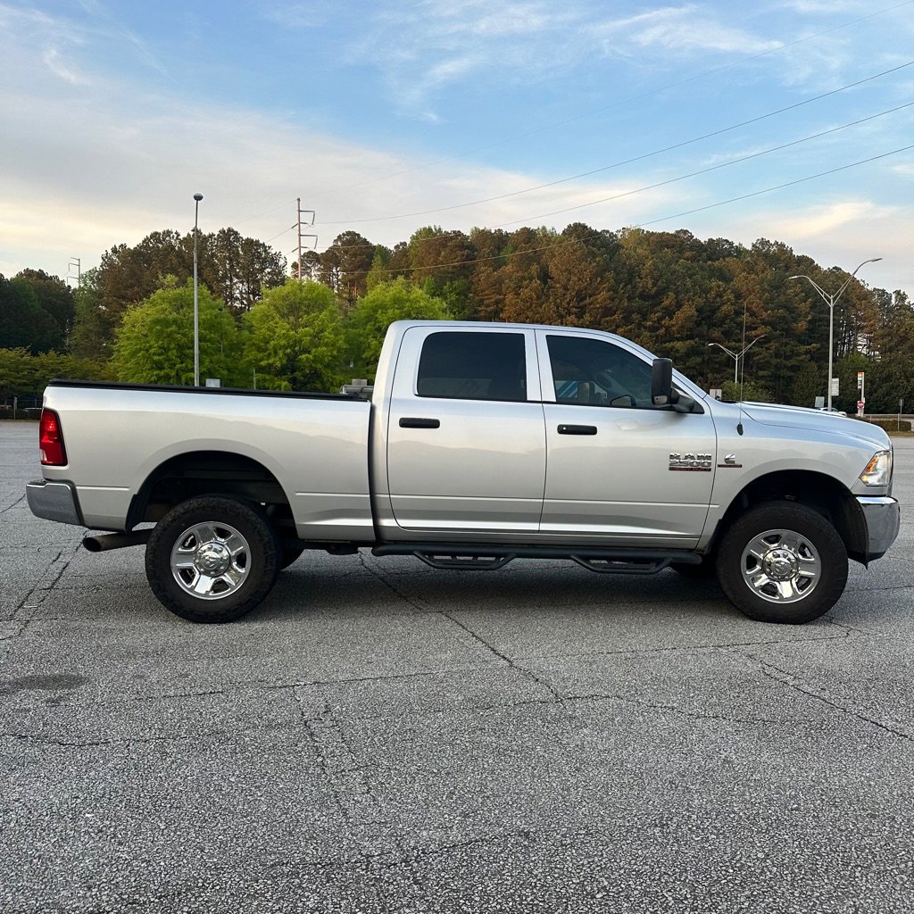 Used 2018 RAM 2500 Tradesman w/ Chrome Appearance Group image 8
