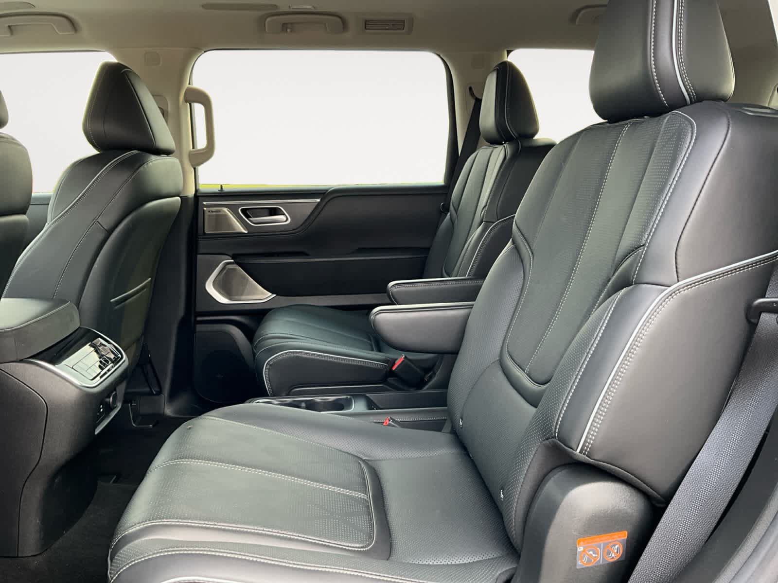 Used 2025 INFINITI QX80 Sensory w/ Exterior Package AWD/4WD image 19