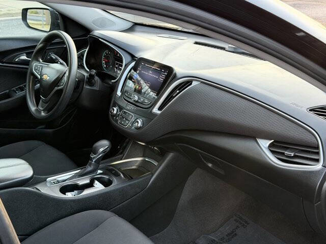Used 2023 Chevrolet Malibu LT image 20