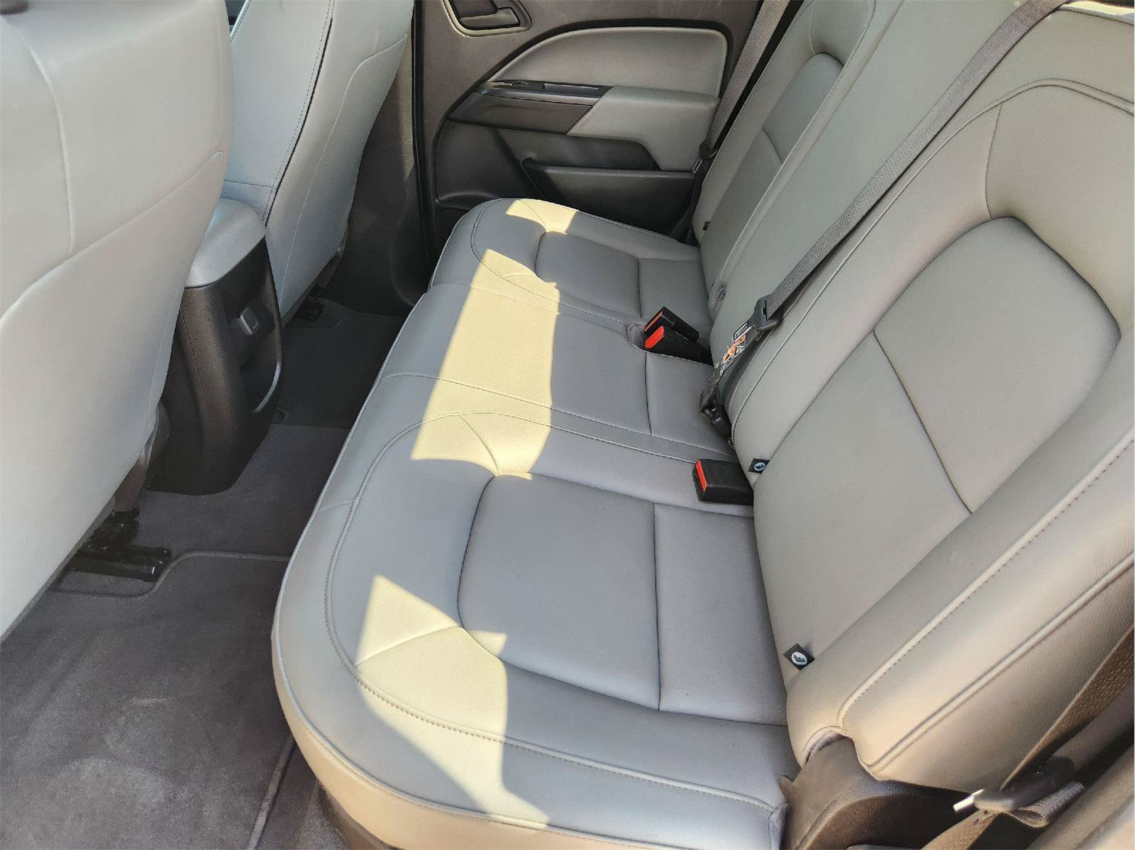 Used 2019 Chevrolet Colorado W/T w/ WT Convenience Package RWD image 29