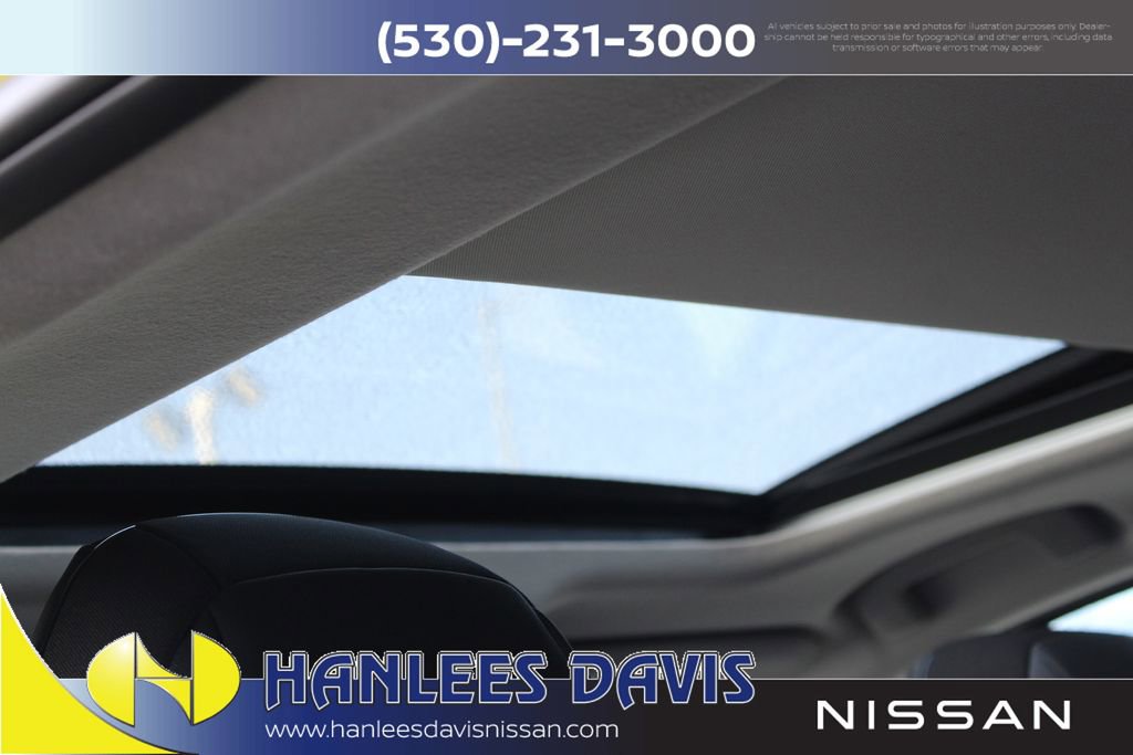 New 2026 Nissan Kicks SR w/ SR Premium Package image 15