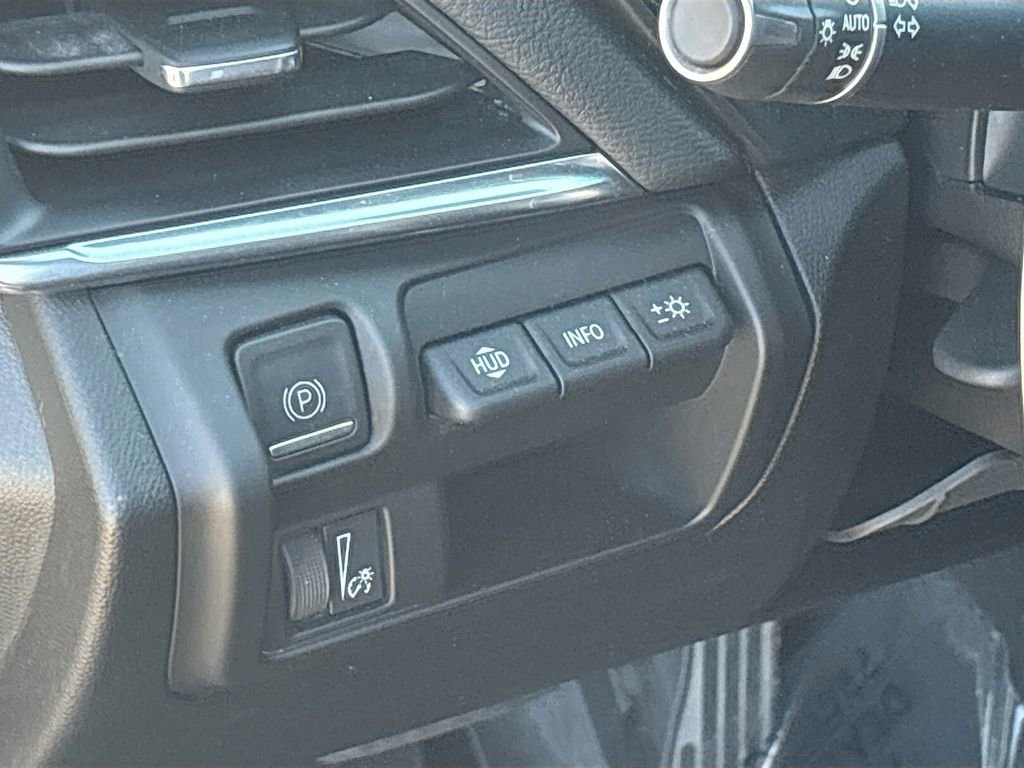 Used 2021 Cadillac CT4 V w/ Technology Package image 10