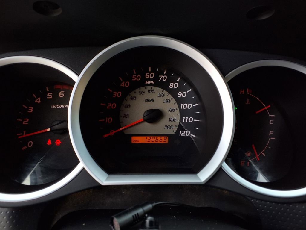 Used 2005 Toyota Tacoma PreRunner image 14