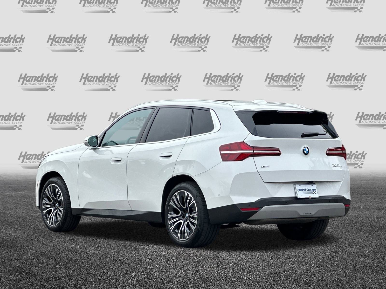 Used 2025 BMW X3 xDrive30i w/ Premium Package image 7