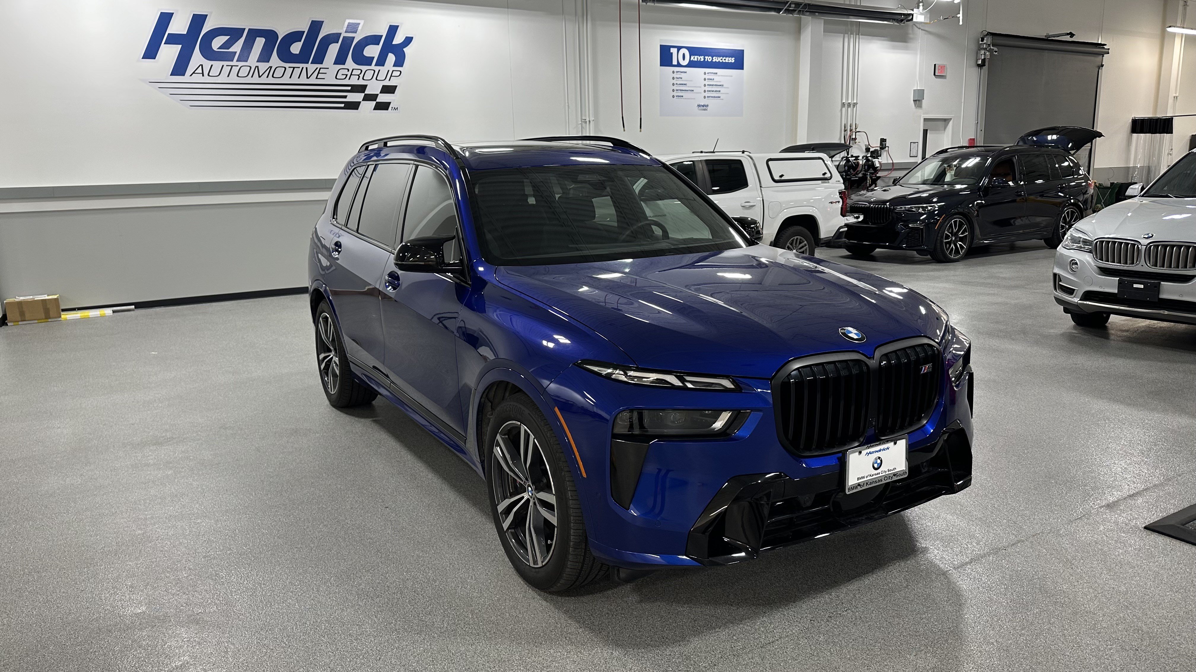 Certified 2024 BMW X7 M60i w/ Executive Package AWD/4WD image 2
