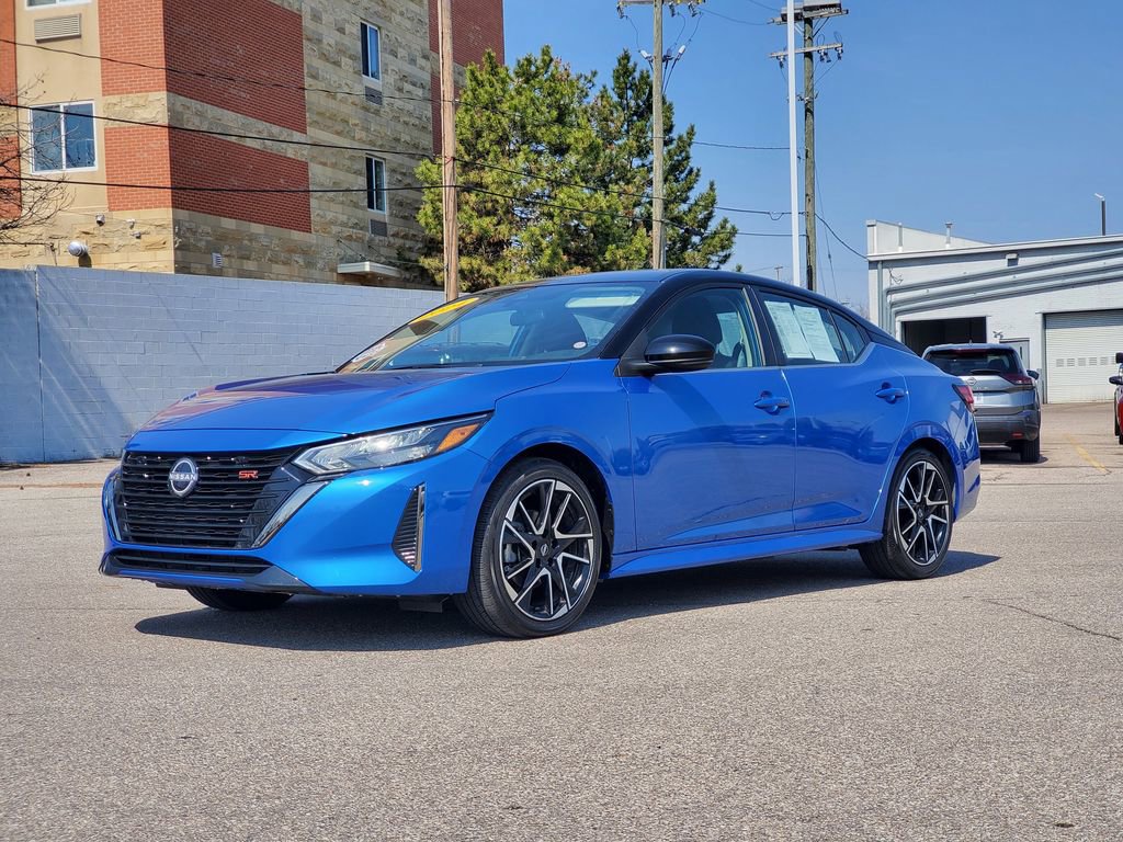Used 2024 Nissan Sentra SR image 2