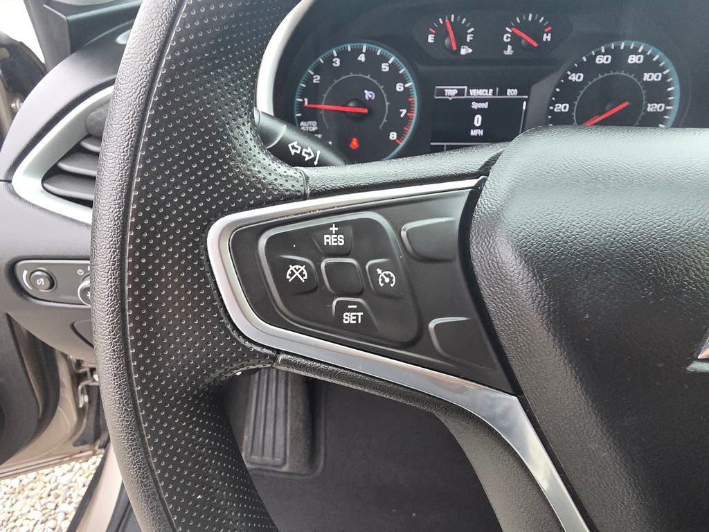 Used 2022 Chevrolet Malibu LT image 14