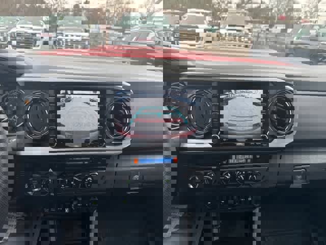 Used 2021 Toyota Tacoma TRD Sport image 22