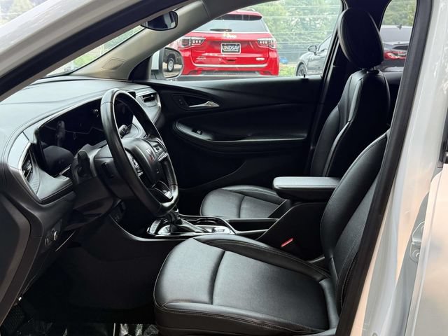 Certified 2024 Buick Encore GX Sport Touring AWD/4WD image 11