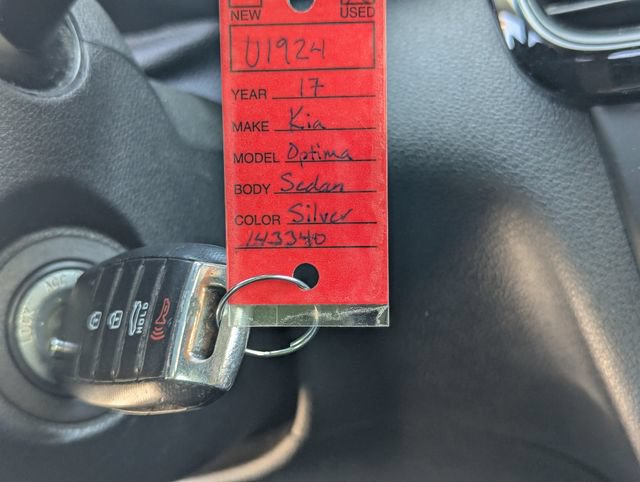 Used 2017 Kia Optima LX FWD image 36