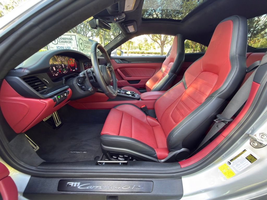 Used 2025 Porsche 911 Carrera 4 GTS AWD/4WD image 25