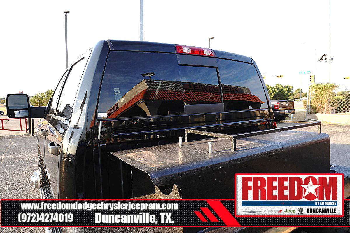 Used 2024 RAM 3500 Tradesman w/ Chrome Appearance Group AWD/4WD image 45