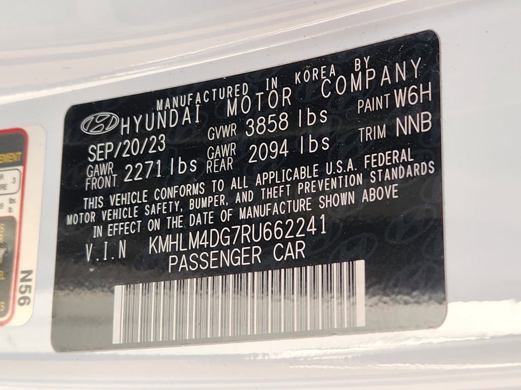 Used 2024 Hyundai Elantra SEL image 37