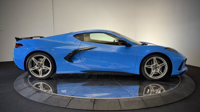 Used 2024 Chevrolet Corvette Stingray Premium Cpe w/ Z51 Performance Package RWD image 29