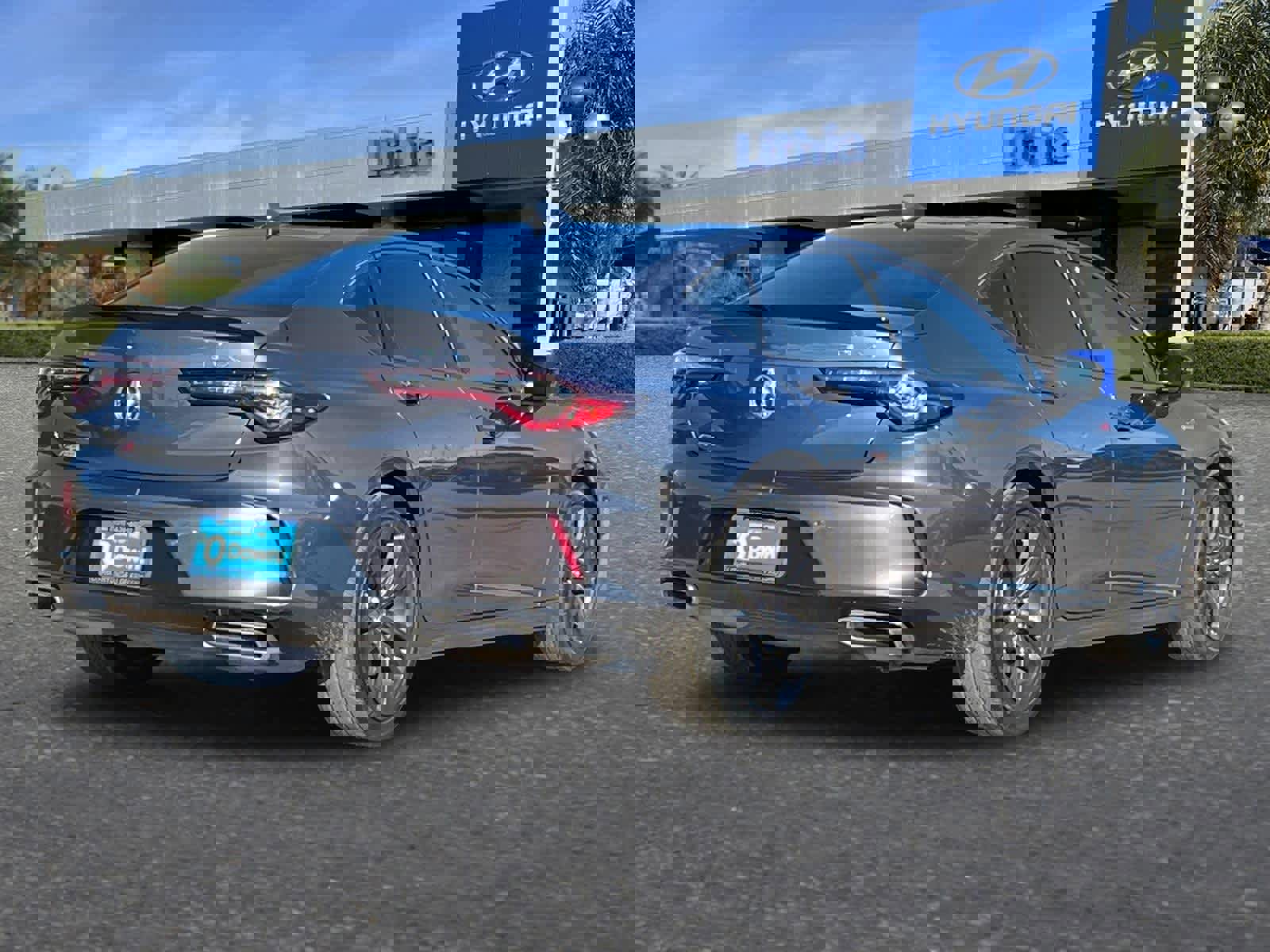 Used 2023 Acura TLX w/ A-SPEC Pkg video 2