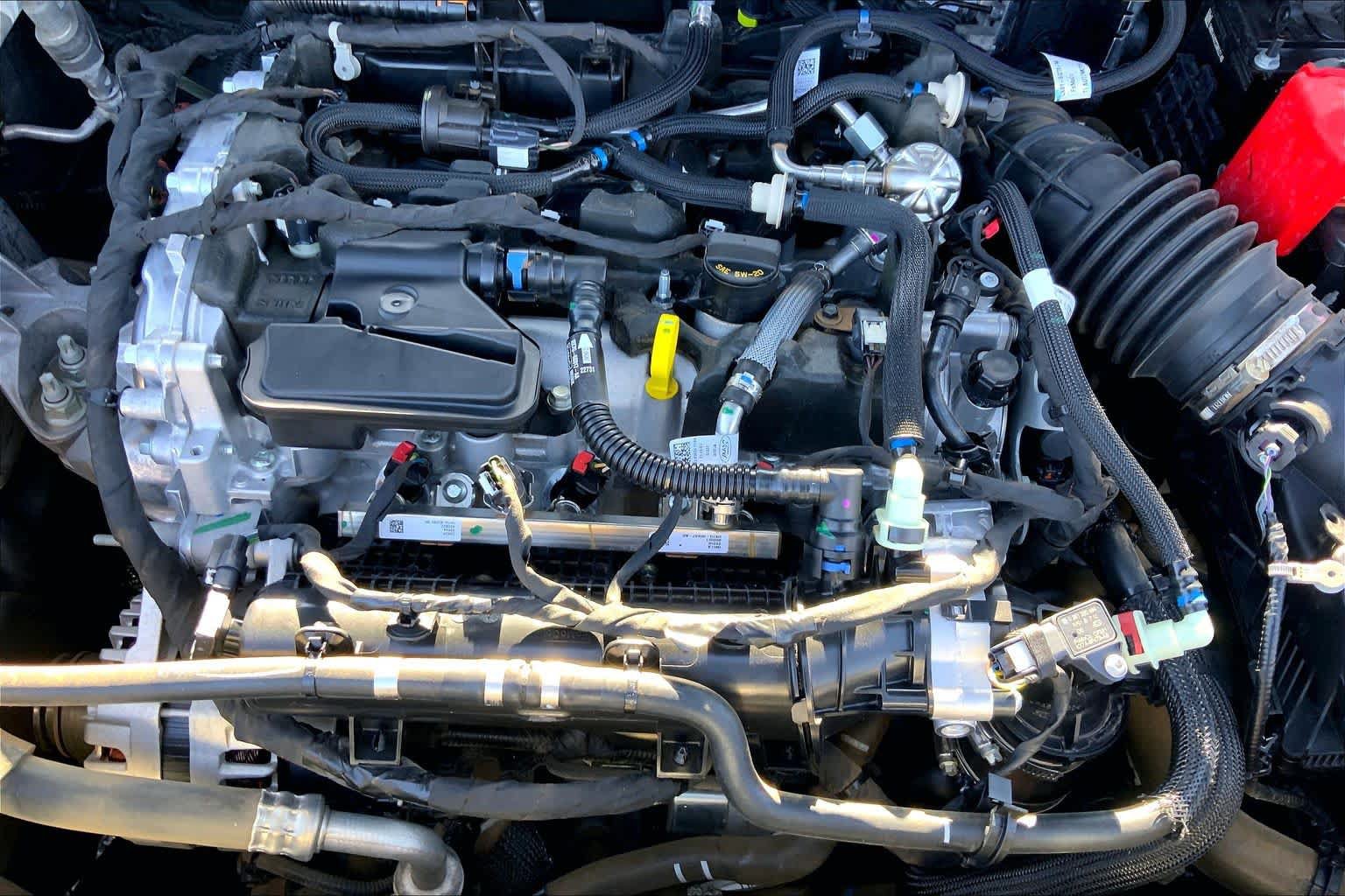 Used 2022 Ford Escape SE w/ SE Sport Appearance Package FWD image 33